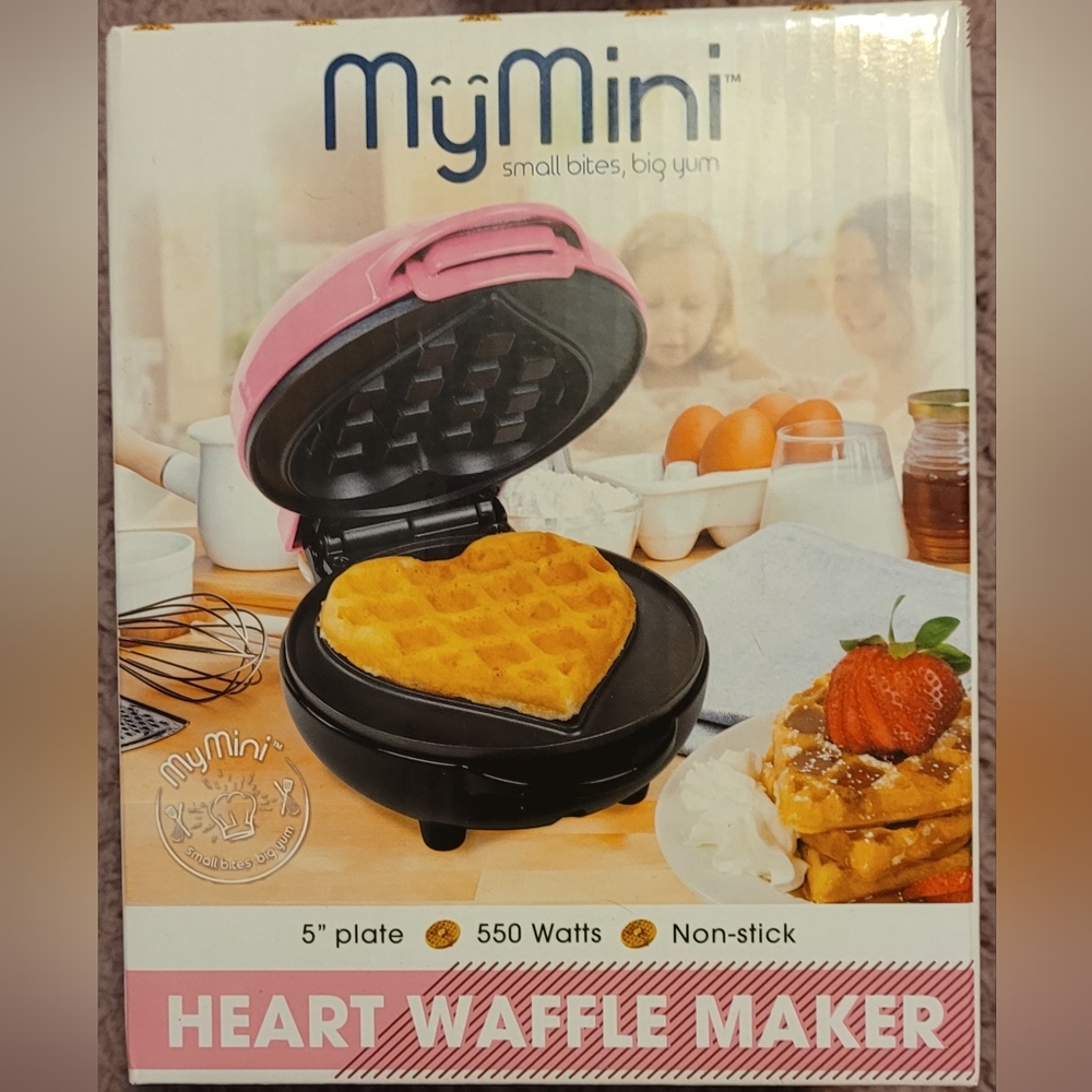 NIB MyMini Heart Waffle Maker